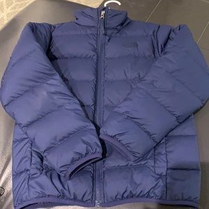 The North Face 500 Navy Blue - Boys size 10/12